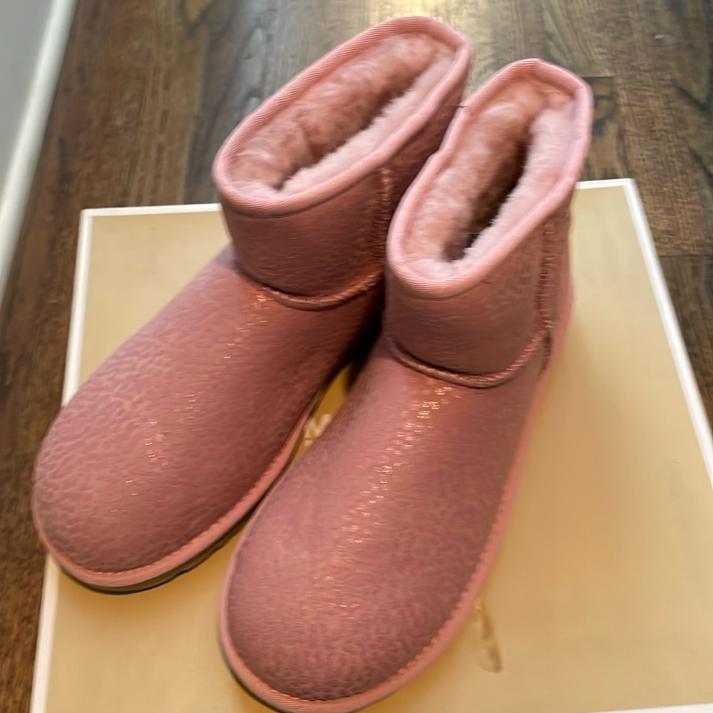 UGG Pink Short Booties Sz 10